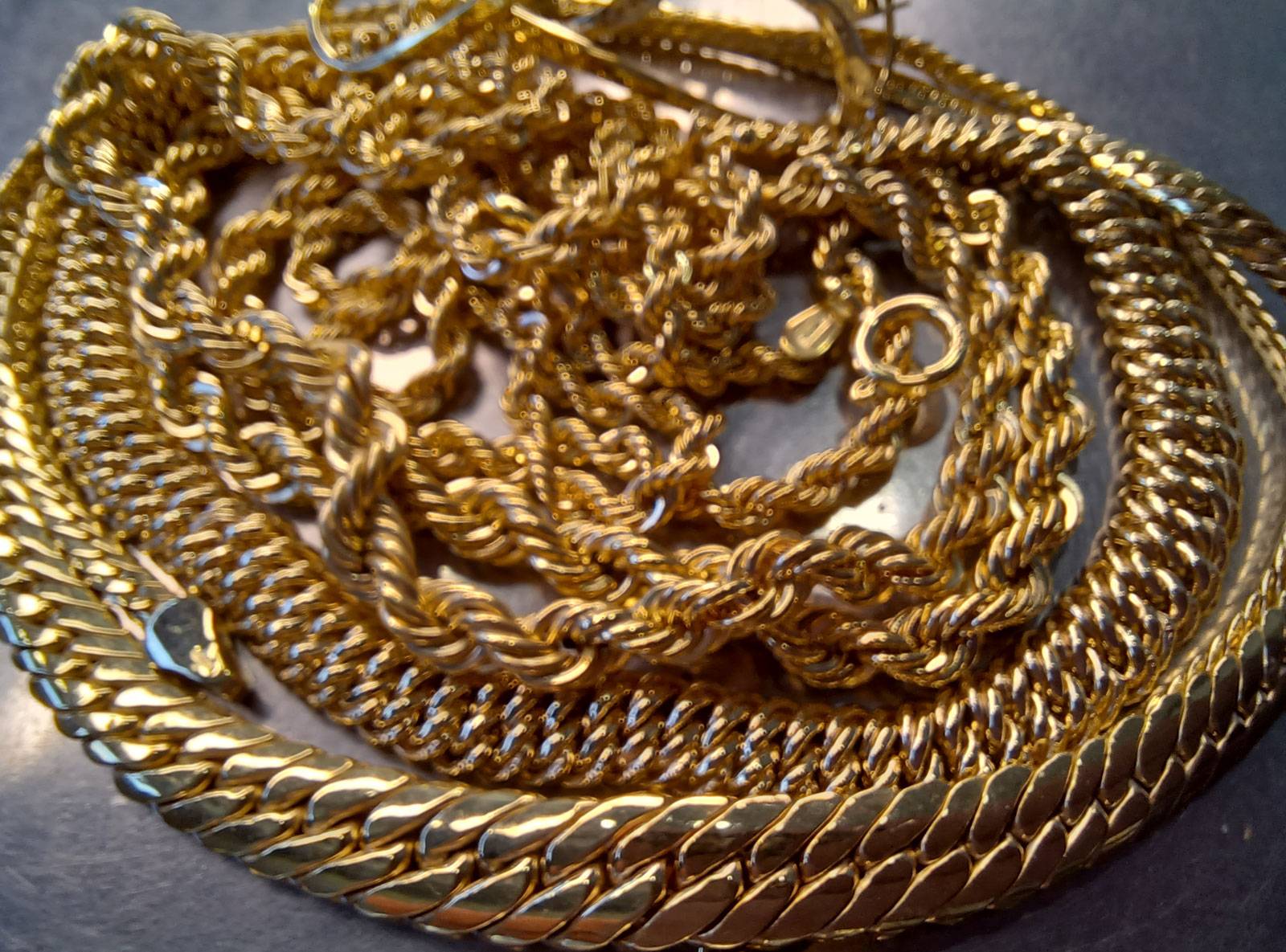 Vente d'alliances et bijoux en or à Metz, Moselle