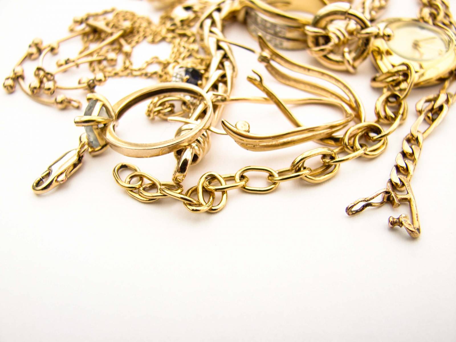 Trouver une agence spécialisée pour vendre des bijoux en or dans le cadre d’une succession à Longwy 54400